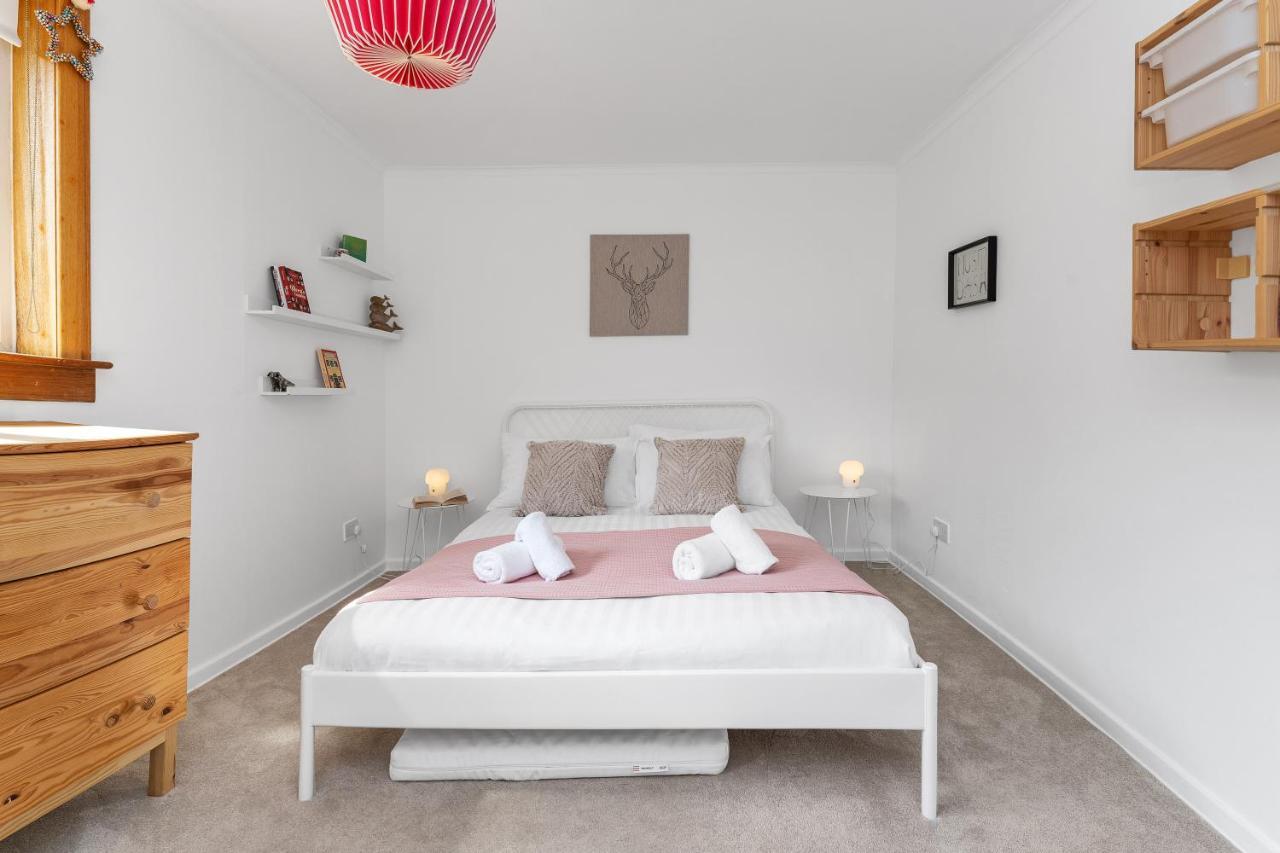 Cozy With Character Cheerful Home With Garden At Leith Links Park Edinburgh Bagian luar foto